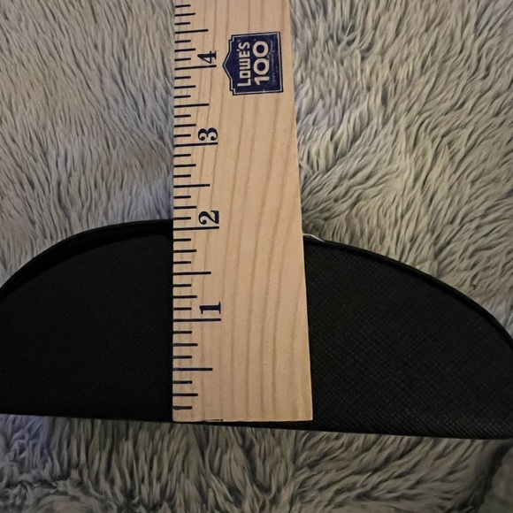 Prada Eyeglass Case. No glasses Case Only. Velvet interior - Picture 6 of 6